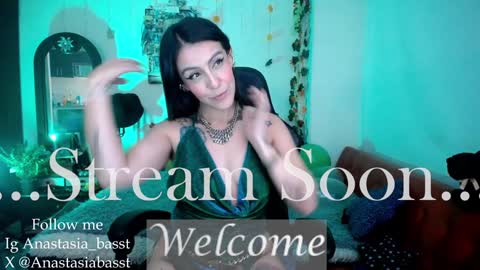 Jennyfer.... but u can say me Anastasia online show from December 22, 5:53 pm