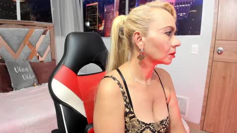 Ana 3 online show from December 5, 3:37 am