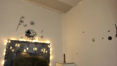 anastasia online show from December 2, 7:10 am