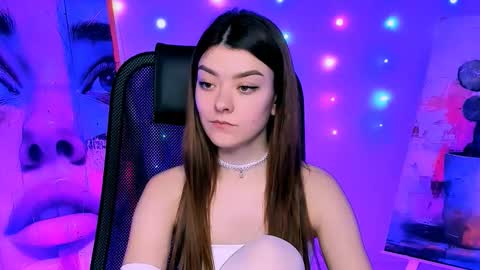 Ana online show from February 13, 6:09 pm