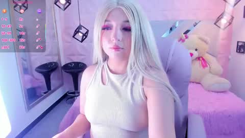 Ana online show from October 14, 8:00 pm