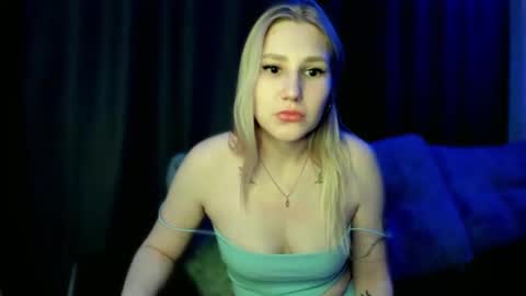 Snapshot of and1sa chatting on February 26, 8:46 pm Andisa online show from February 26, 8:46 pm