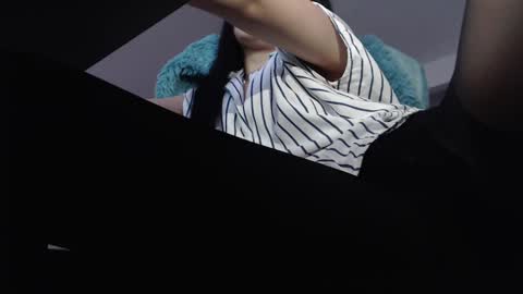   online show from January 17, 11:06 am