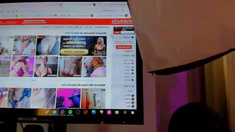 Snapshot of andracyruss chatting on September 27, 12:23 pm Andra Cyrus online show from September 27, 12:23 pm