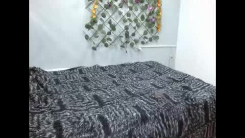 andrea1_ebony online show from November 14, 11:05 pm