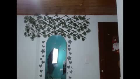 andrea1_ebony online show from December 20, 1:15 pm