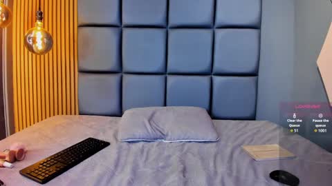 Snapshot of andrea_love01 chatting on October 10, 12:54 pm ANDREA online show from October 10, 12:54 pm