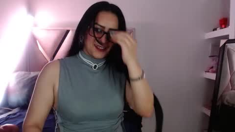Snapshot of andrea_sexx_ chatting on December 2, 9:59 pm Andrea online show from December 2, 9:59 pm