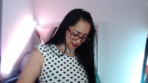 Snapshot of andrea_sexx_ chatting on December 10, 11:19 pm Andrea online show from December 10, 11:19 pm