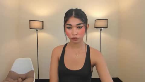 THEA SMITH online show from October 17, 7:11 am