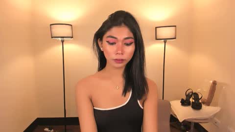 THEA SMITH online show from October 21, 10:19 am