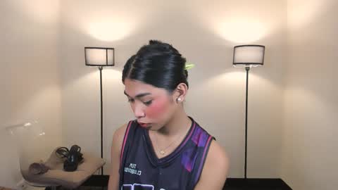 THEA SMITH online show from October 22, 10:20 am