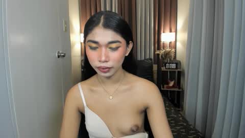 THEA SMITH online show from October 25, 10:12 am