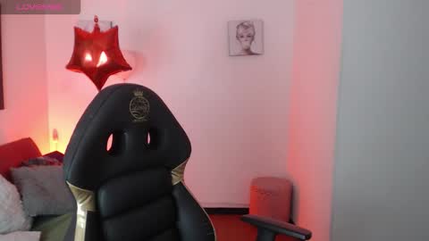 andy_eagleton_20 online show from March 18, 3:55 am