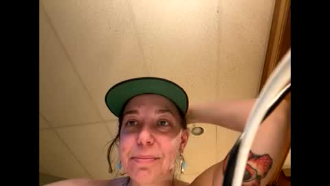 aneoakley online show from November 4, 1:16 pm