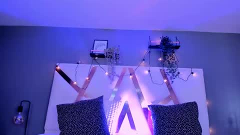 ANGEL online show from September 25, 5:17 am