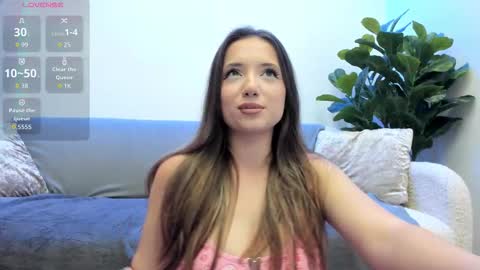 Snapshot of angel__vibe chatting on September 18, 7:34 pm angel__vibe online show from September 18, 7:34 pm