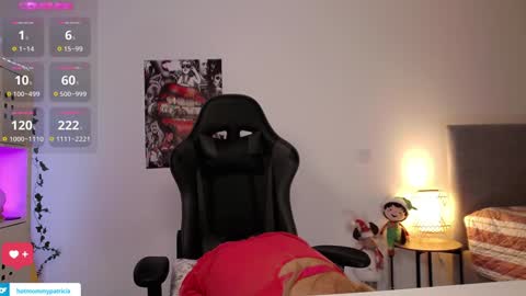 Patricia -  online show from December 5, 9:39 am