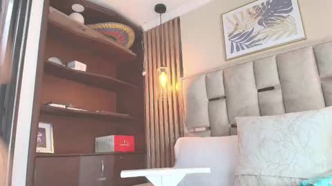 Snapshot of angel_perverted1 chatting on September 15, 12:24 pm Nicolle  online show from September 15, 12:24 pm