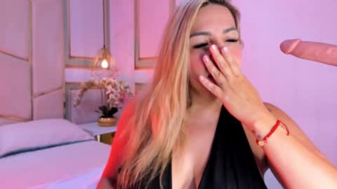 Angel  online show from October 3, 6:57 pm