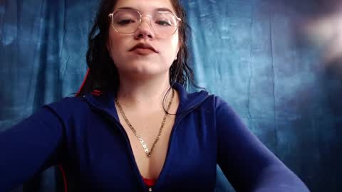 Angela Cortes online show from February 2, 4:37 am