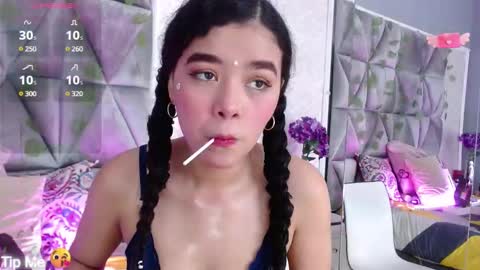 Snapshot of angela_lovee1 chatting on December 9, 12:51 pm Angela online show from December 9, 12:51 pm
