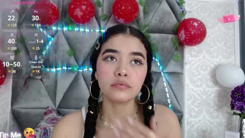 Snapshot of angela_lovee1 chatting on January 3, 12:00 am Angela online show from January 3, 12:00 am