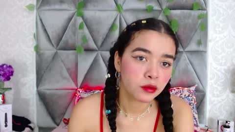 Snapshot of angela_lovee1 chatting on December 16, 12:49 pm Angela online show from December 16, 12:49 pm