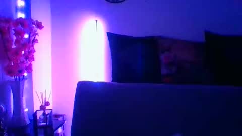 Snapshot of angela_mis chatting on December 2, 8:53 pm Angela online show from December 2, 8:53 pm