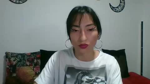 Snapshot of angela_mis chatting on February 5, 3:13 am Angela online show from February 5, 3:13 am