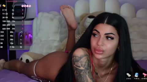 Angela online show from May 28, 1:53 pm