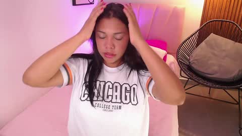 Angela online show from December 30, 6:05 pm