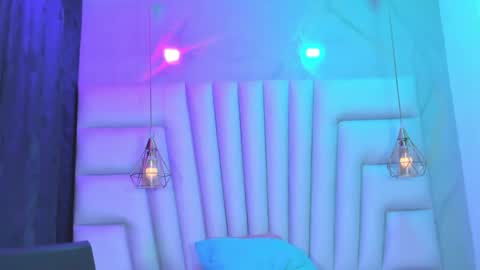 ANGELA online show from April 14, 12:38 pm