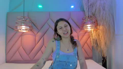 ANGELA online show from December 8, 12:41 pm