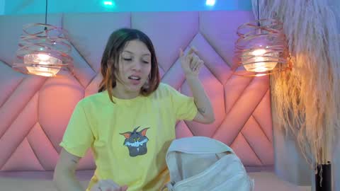 ANGELA online show from December 28, 12:13 pm