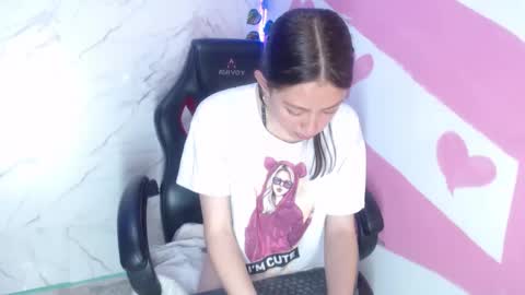 angelahotcm101 online show from September 16, 3:03 am