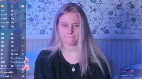 Darsi Anty online show from March 11, 4:42 pm