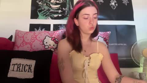 venellope888 online show from February 26, 5:35 am