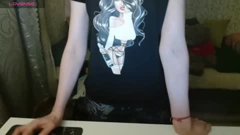 Snapshot of angelcute32 chatting on October 27, 3:29 pm AngelCute32 online show from October 27, 3:29 pm