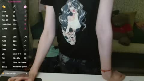 Snapshot of angelcute32 chatting on October 10, 3:39 pm AngelCute32 online show from October 10, 3:39 pm