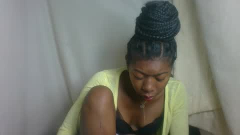 angelette93 online show from September 14, 10:51 pm