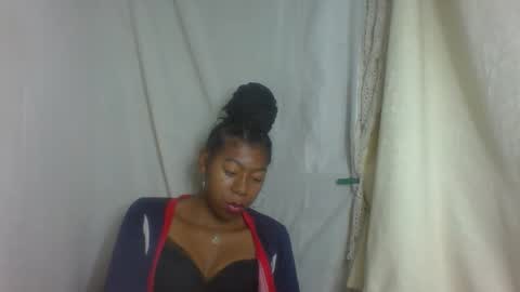 angelette93 online show from September 12, 10:28 pm