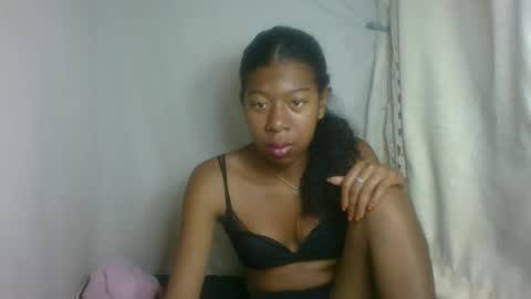 angelette93 online show from September 16, 2:36 pm