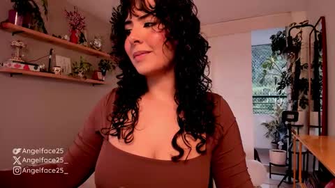 . online show from October 6, 10:47 pm