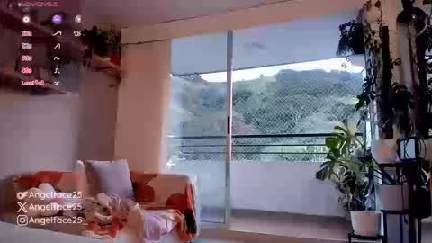 . online show from September 15, 10:39 pm