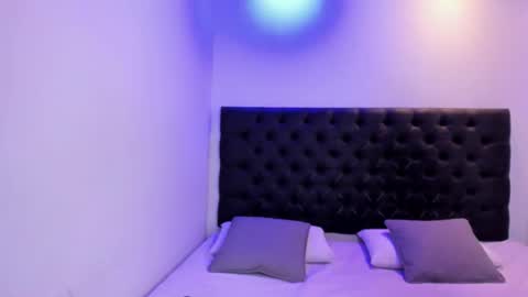 Snapshot of angeli_rivera chatting on October 2, 10:53 am Angeli online show from October 2, 10:53 am