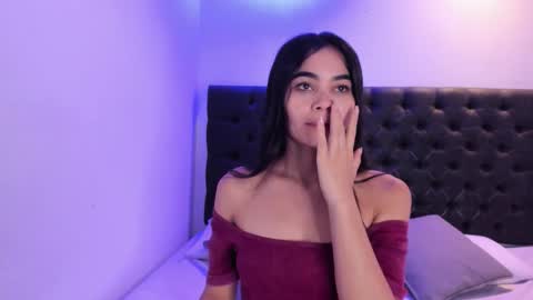 Snapshot of angeli_rivera chatting on October 6, 11:05 am Angeli online show from October 6, 11:05 am