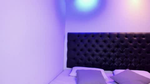 Snapshot of angeli_rivera chatting on October 17, 11:13 am Angeli online show from October 17, 11:13 am