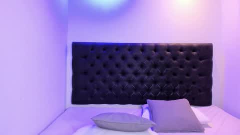 Snapshot of angeli_rivera chatting on October 18, 11:24 am Angeli online show from October 18, 11:24 am