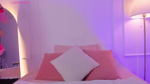 Snapshot of angelica_cross chatting on October 7, 12:09 pm Angelica Cross online show from October 7, 12:09 pm